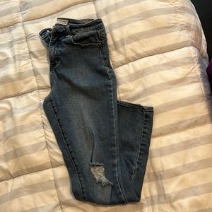 Size 7 RSQ(Tillys) high-rise jeans